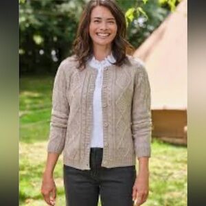 WoolOvers Wool classic Cable Knit Cardigan medium off white cream